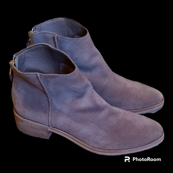 Dolce Vita Tan Suede Ankle Boots - Picture 2 of 8